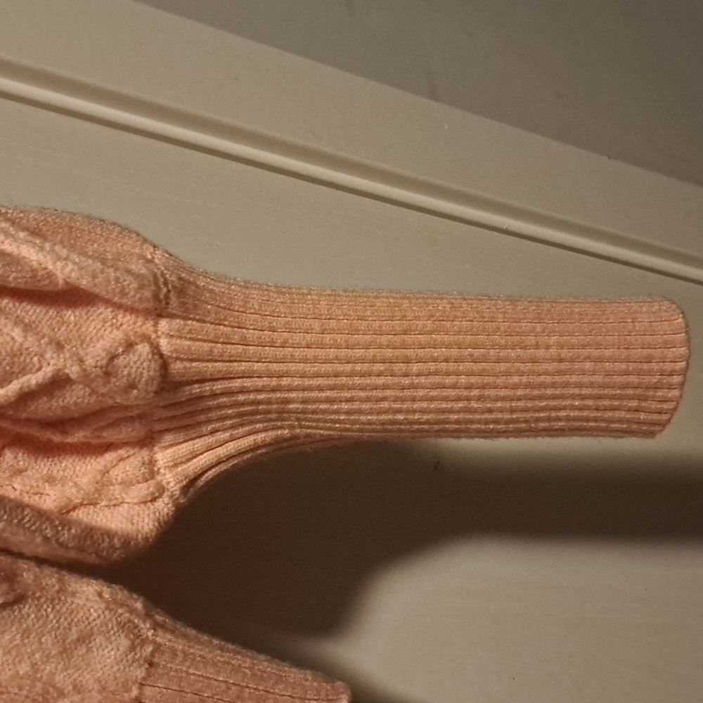 Sweater - Picture 3 of 3